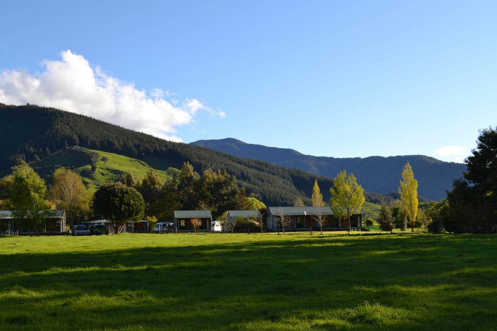 Smiths Farm Holiday Park Linkwater Exterior foto